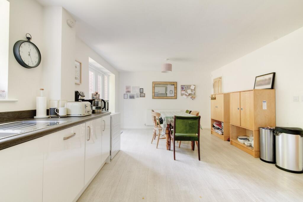 Additional image 4 of Hawker Close, Birmingham, West Midlands, B31