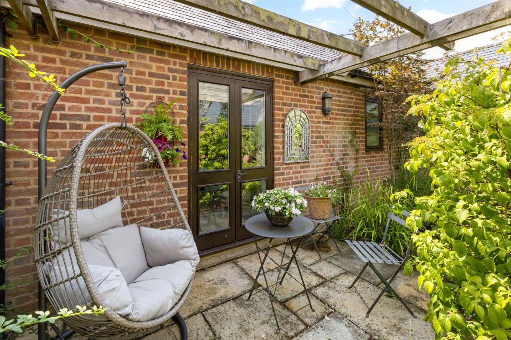 Additional image 20 of Hertford Road, Digswell, Welwyn, Hertfordshire, AL6