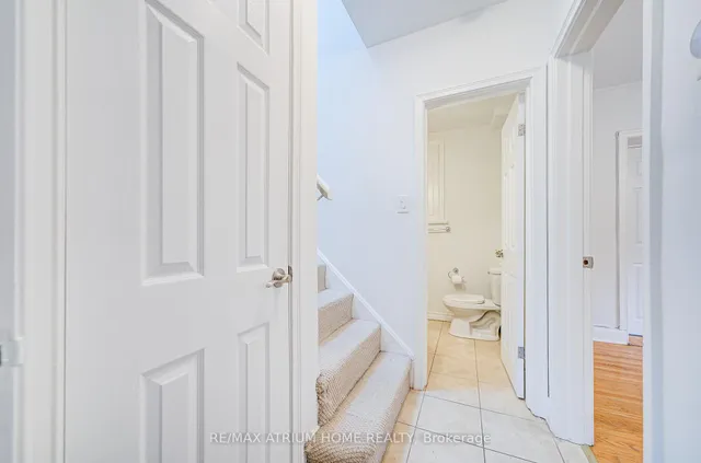 Additional image 43 of 293 Poyntz Ave