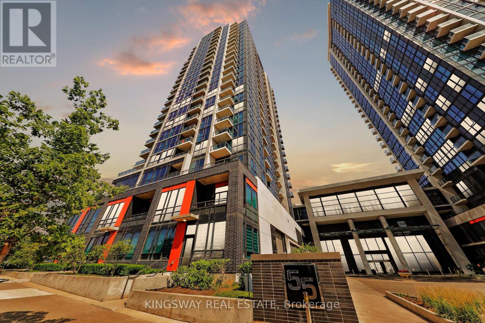 1003 - 55 EGLINTON AVENUE W|Mississauga (Hurontario), Ontario L5R0E4