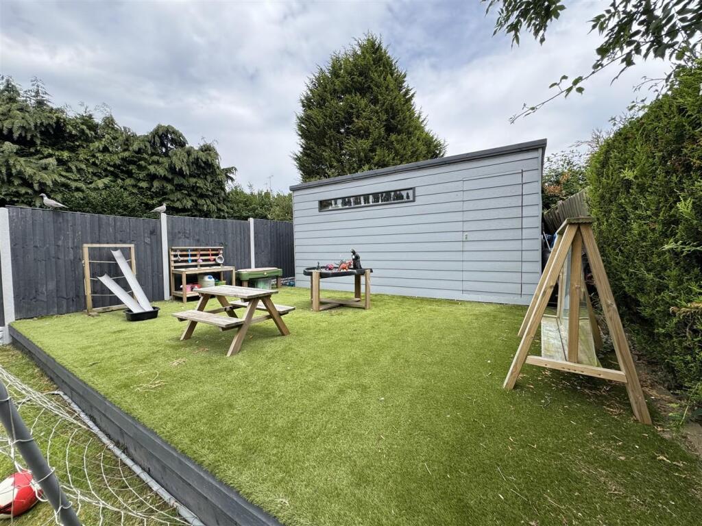 Additional image 41 of Pear Tree Close, Great Barr, Birmingham