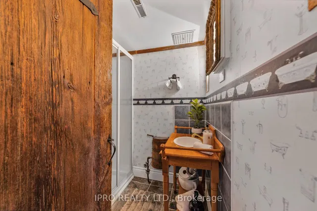 Additional image 28 of 11 Nugent Rd