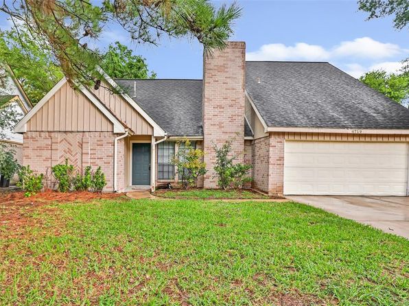 4719 Silver Frost Dr, Houston, TX 77066