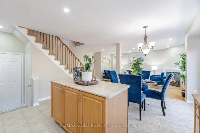 Additional image 20 of 26 Bushmill Circ