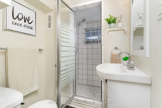 Additional image 29 of 7 Tizzard Ave