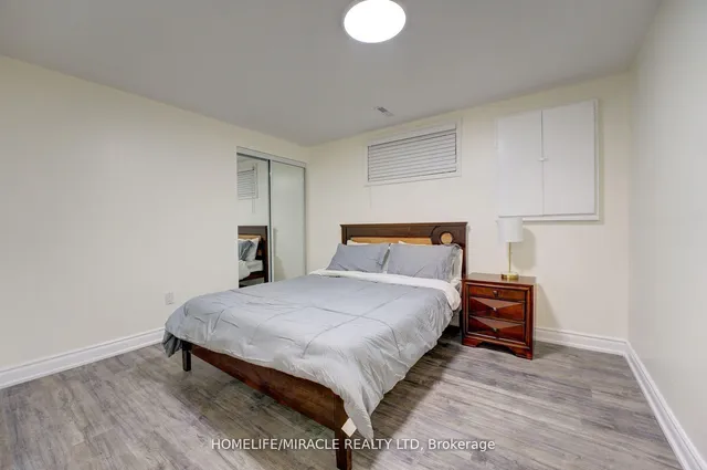 Additional image 29 of 71 Kingsview Blvd