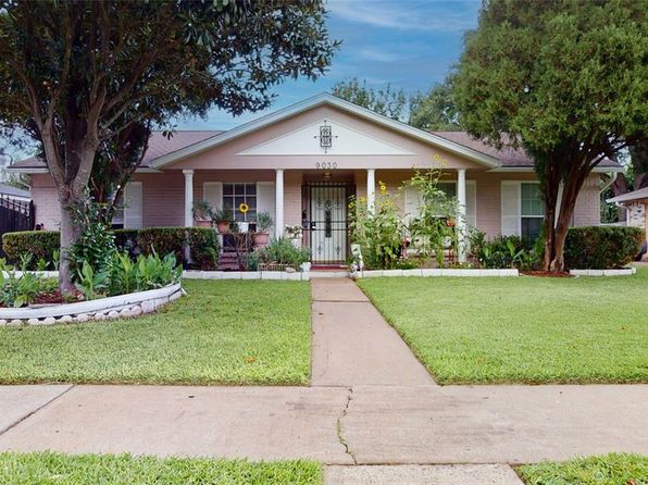 9030 Troulon Dr, Houston, TX 77036