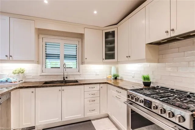 Additional image 20 of 4 Southmeadow Crt