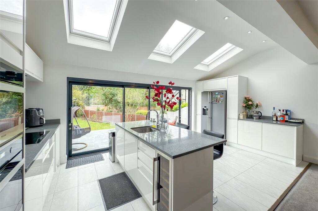 Additional image 18 of Gurney Court Road, St. Albans, Hertfordshire, AL1