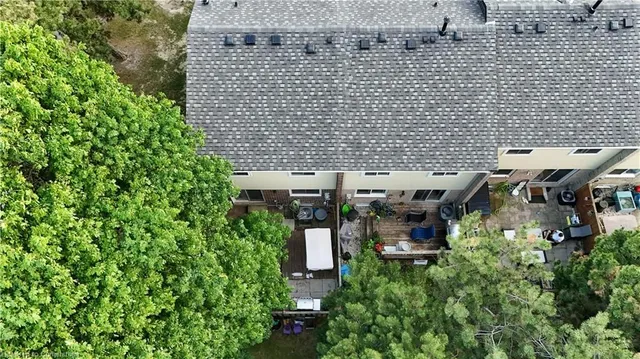 Additional image 8 of 900 Centralpark Dr Unit 115