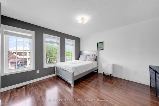 Additional image 26 of 48 Monabelle Cres