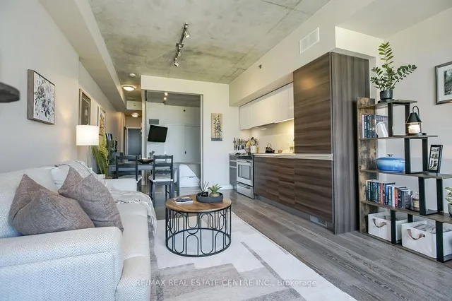 Additional image 16 of 8 Gladstone Ave Unit 308