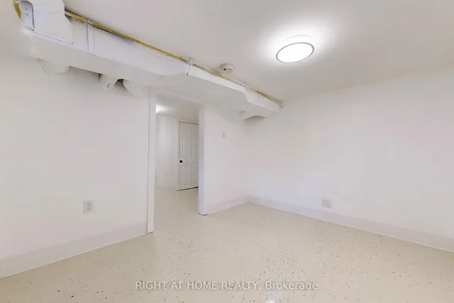 Additional image 40 of 656 Crawford St