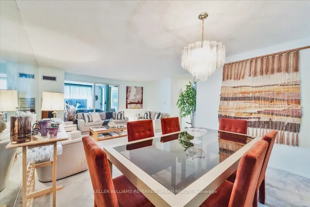 房产图片 9 - 175 Bamburgh Circ 单元 1918