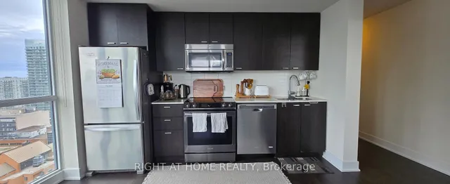 Additional image 34 of 30 Roehampton Ave Unit 2308