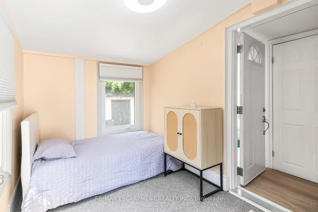 Additional image 18 of 167 TOLTON Ave