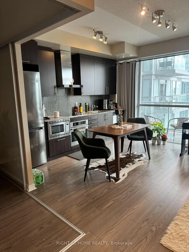 Additional image 5 of 352 Front St Unit 1812