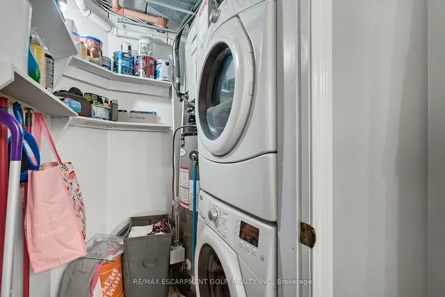 Additional image 18 of 1451 Walker's Line Unit 313