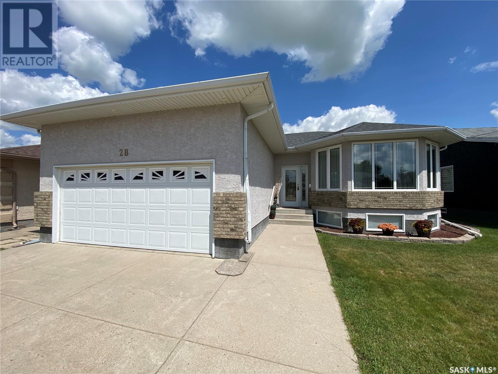 Property image for 28 Wynn PLACE|Yorkton, Saskatchewan S3N4A3