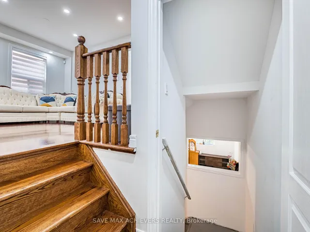 Additional image 32 of 65 Eastview Gate