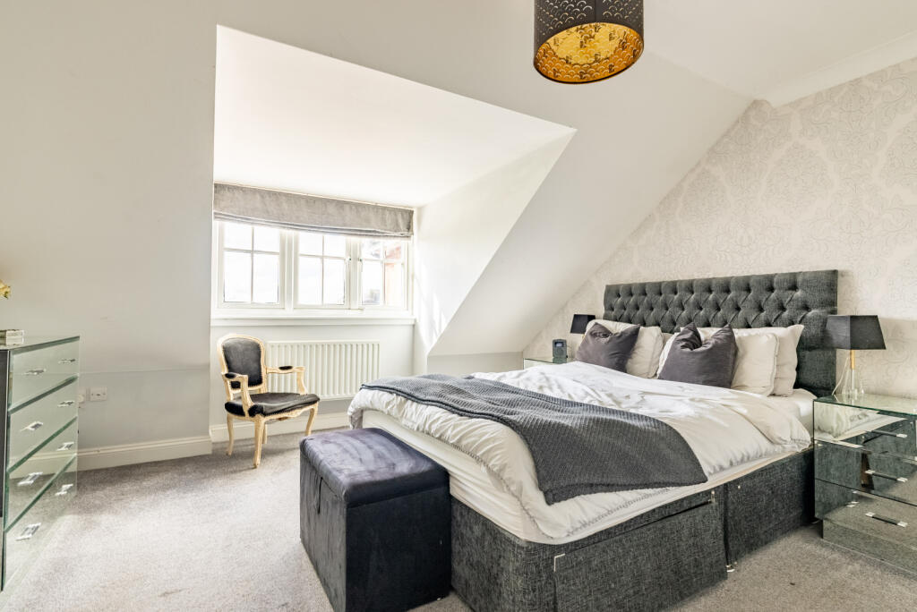 Additional image 15 of St. Andrews Drive, St. Albans, Hertfordshire, AL1