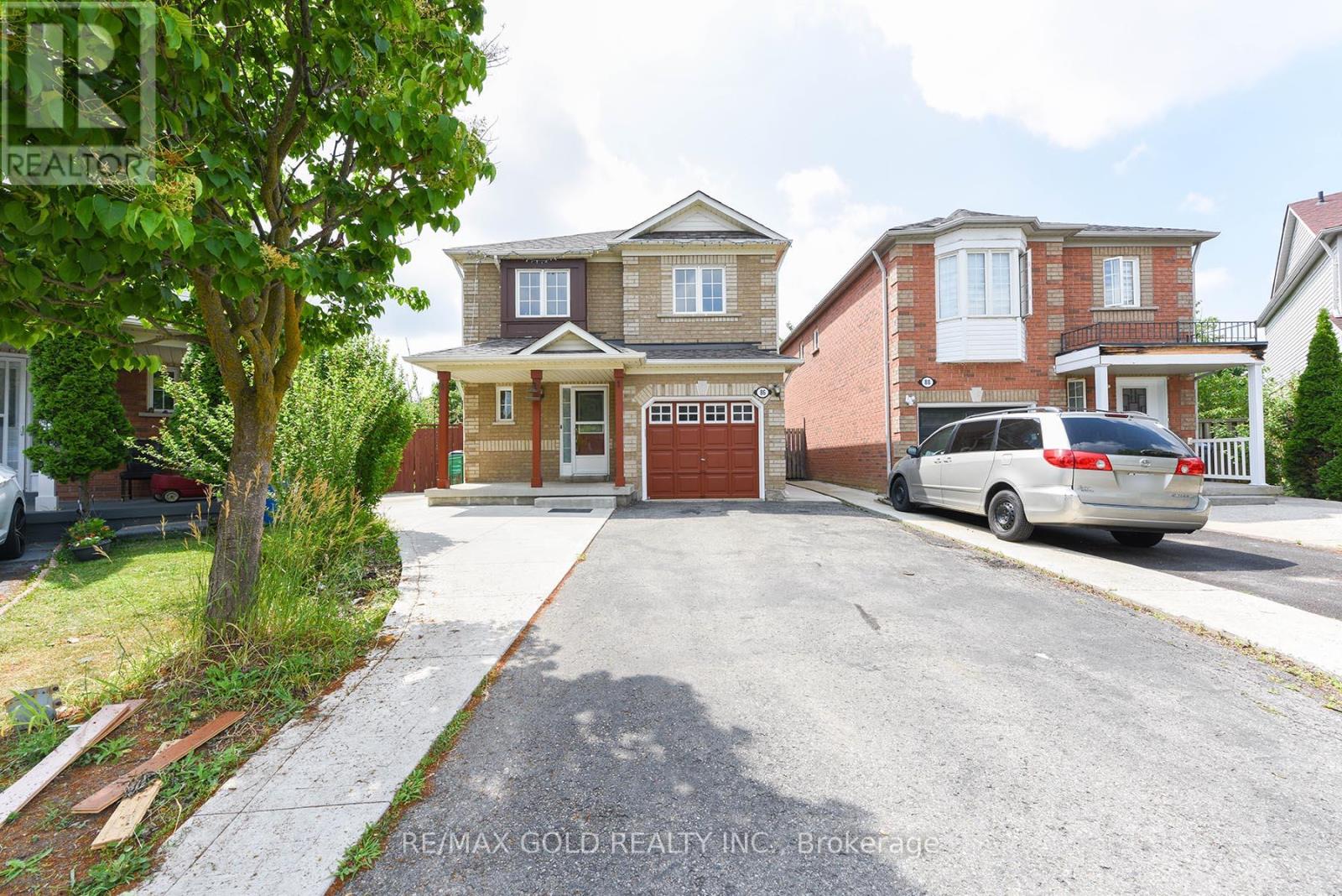 86 CHARLESWOOD CIRCLE|Brampton (Fletcher's Meadow), Ontario L7A1Z1