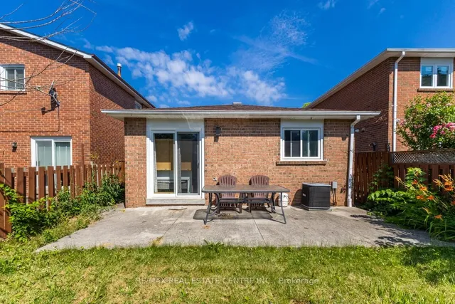 Additional image 40 of 21 Chopin Cres