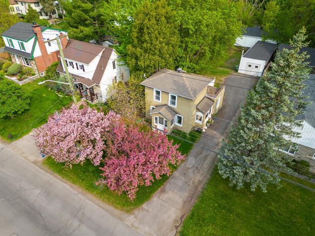 257 Av. Ste-Claire|Pointe-Claire, Quebec H9S4E5