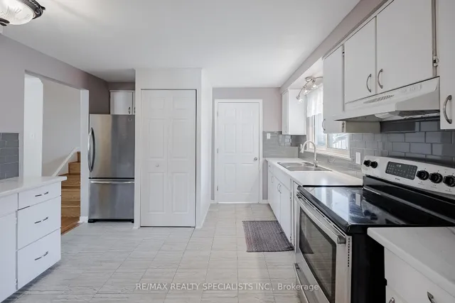 Additional image 11 of 211 Hazelglen Dr