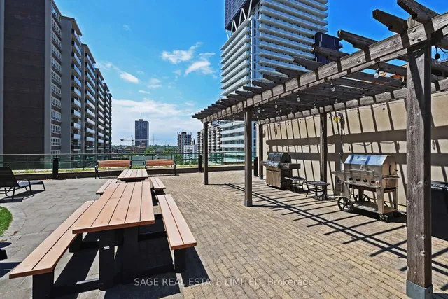 Additional image 40 of 88 Broadway Ave Unit 103