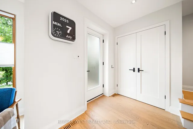 Additional image 11 of 75 Laws St