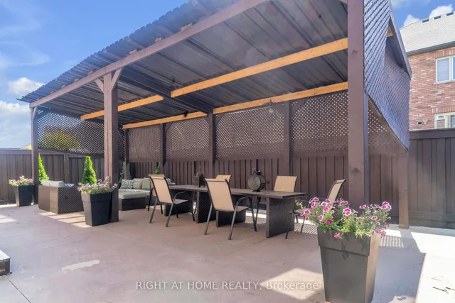 Additional image 41 of 39 Walbrook Rd