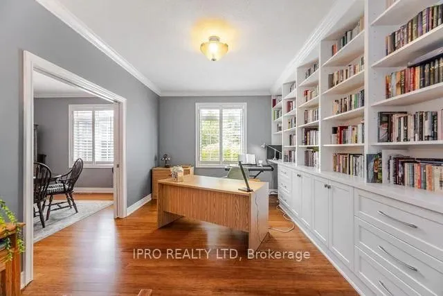 Additional image 18 of 37 Links Lane