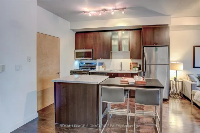 Additional image 7 of 1 Shaw St Unit 705