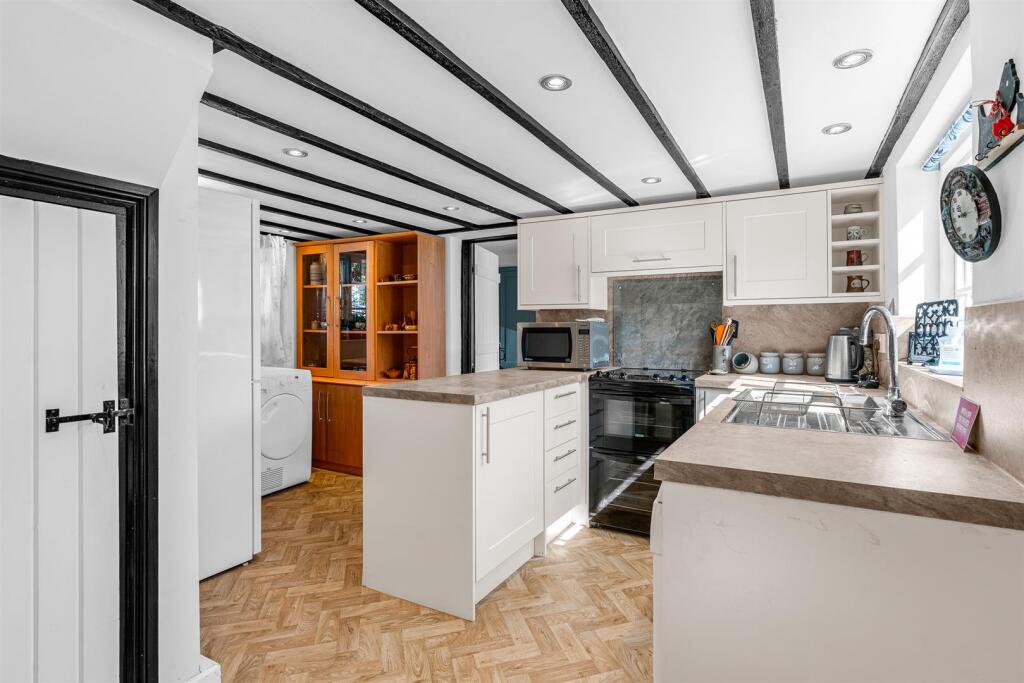 Additional image 19 of Church Street, Welwyn