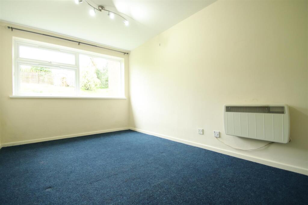 Additional image 4 of Frensham Way, Harborne, Birmingham, B17