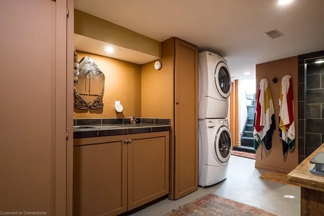 Additional image 35 of 55 Wood St