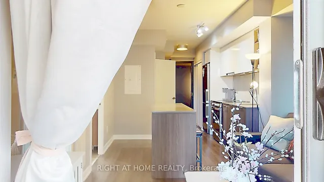 Additional image 42 of 31 Tippett Rd Unit 541