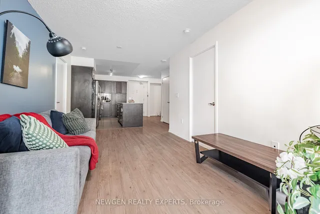 Additional image 7 of 800 Lawrence Ave Unit 704