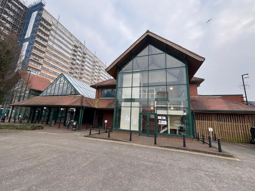 Unit 4-7, Alma House, Newtown Shopping Centre, Birmingham, B19 2AB