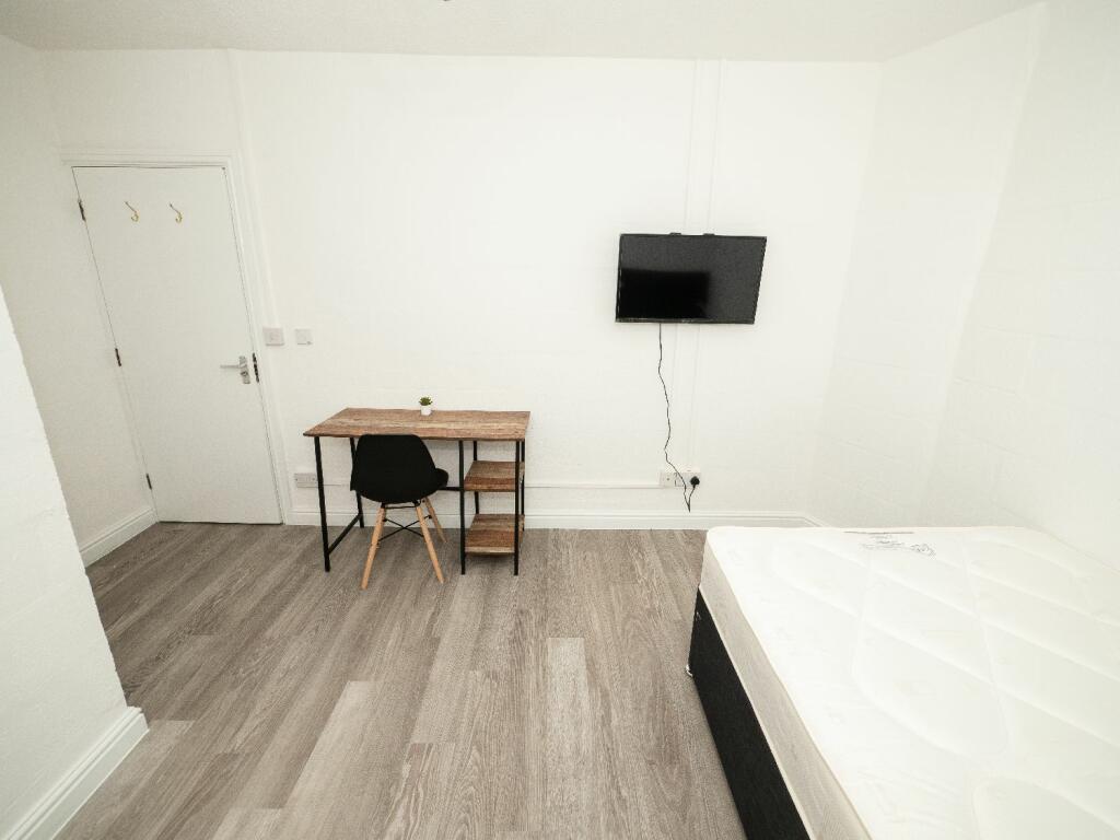 Additional image 14 of Raddlebarn Court, Selly Oak, Birmingham, West Midlands, B29