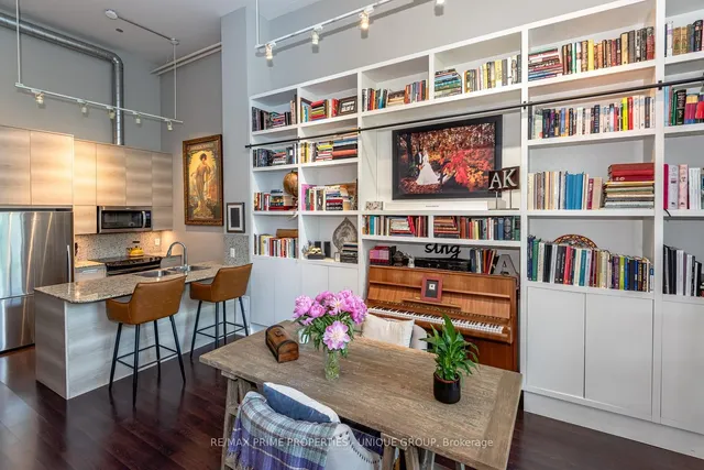 Additional image 12 of 380 Macpherson Ave Unit 209