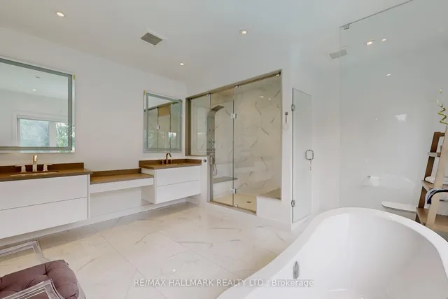 Additional image 28 of 114 Lloyd Manor Rd