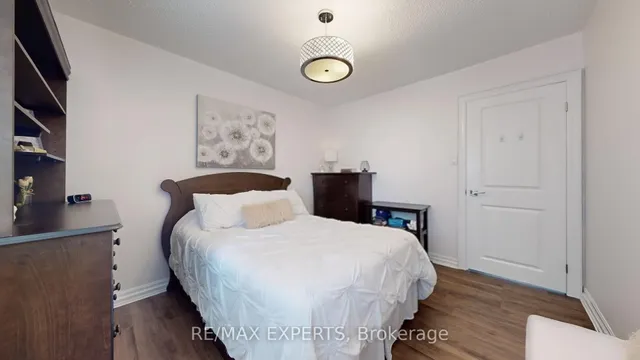 Additional image 26 of 105 Mercury Rd