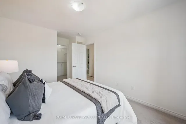 Additional image 19 of 113 Glenvista Dr