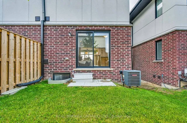 Additional image 49 of 527 Shaver Rd Unit 7