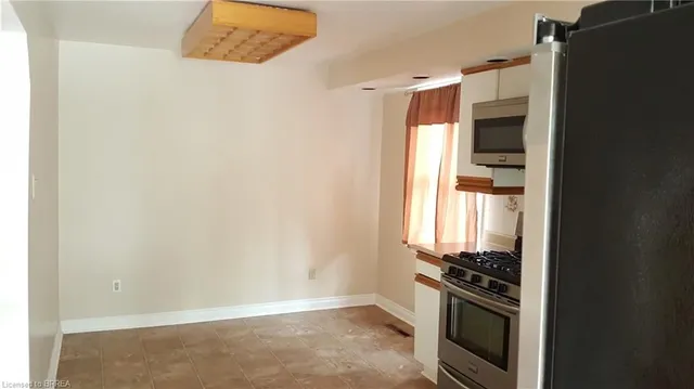 Additional image 8 of 57 Bellman Ave