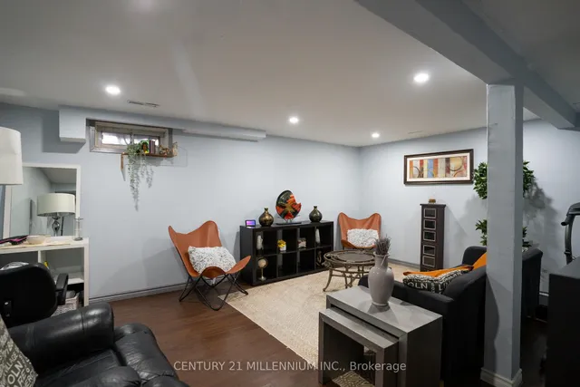 Additional image 29 of 399 Vodden St Unit 42