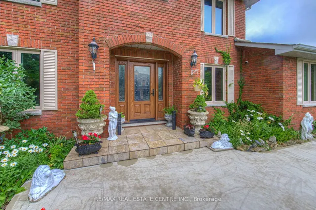 Additional image 18 of 310 Cavendish Dr