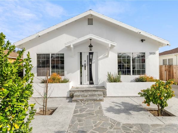5030 Newcastle Ave, Encino, CA 91316